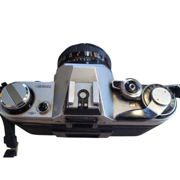 Canon Vintage AE-1 Camera SLR FD 50MM 1:8 S.C. WORKS great - Picture 3 of 9